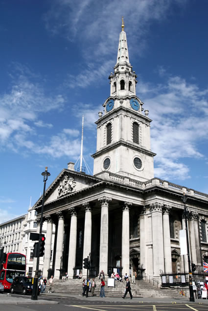 ST MARTIN IN THE FIELS TRAFALGAR SQUARE - Re-Pointing with NHL 3.5 also stone slab laying ST MARTIN IN THE FIELS TRAFALGAR SQUARE